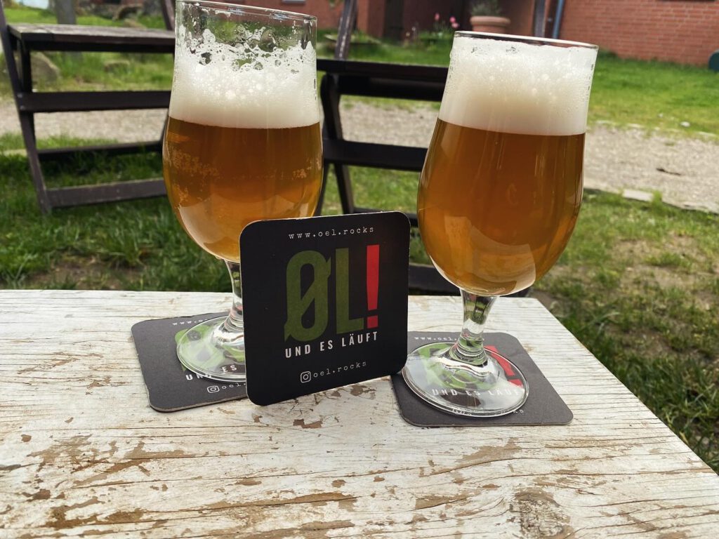 Instagram post from oel.rocks. This post is in position 2.